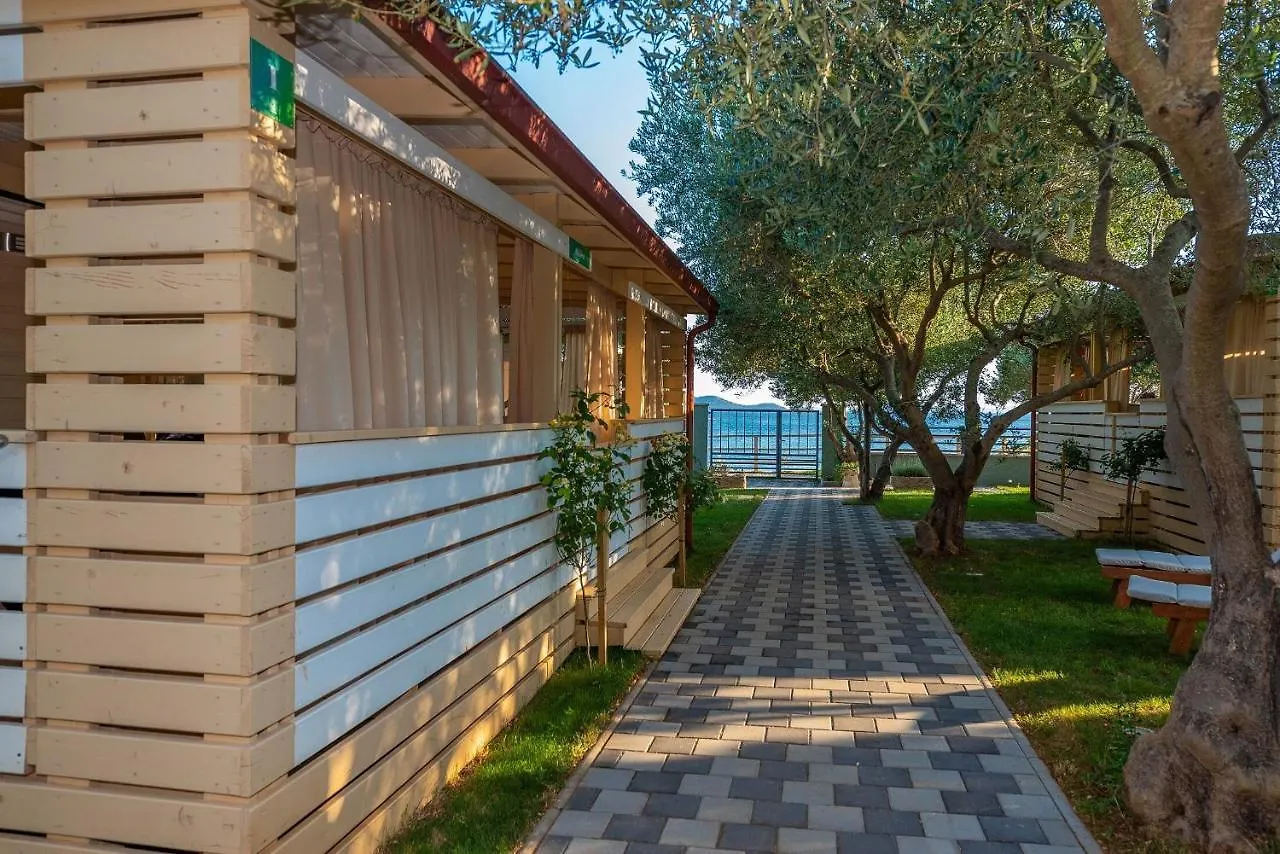 Mobile Home Pecten 02 Pakostane 0*,  Croatia