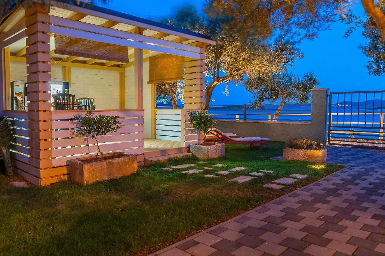 Holiday home Mobile Home Pecten 02 Pakostane Croatia