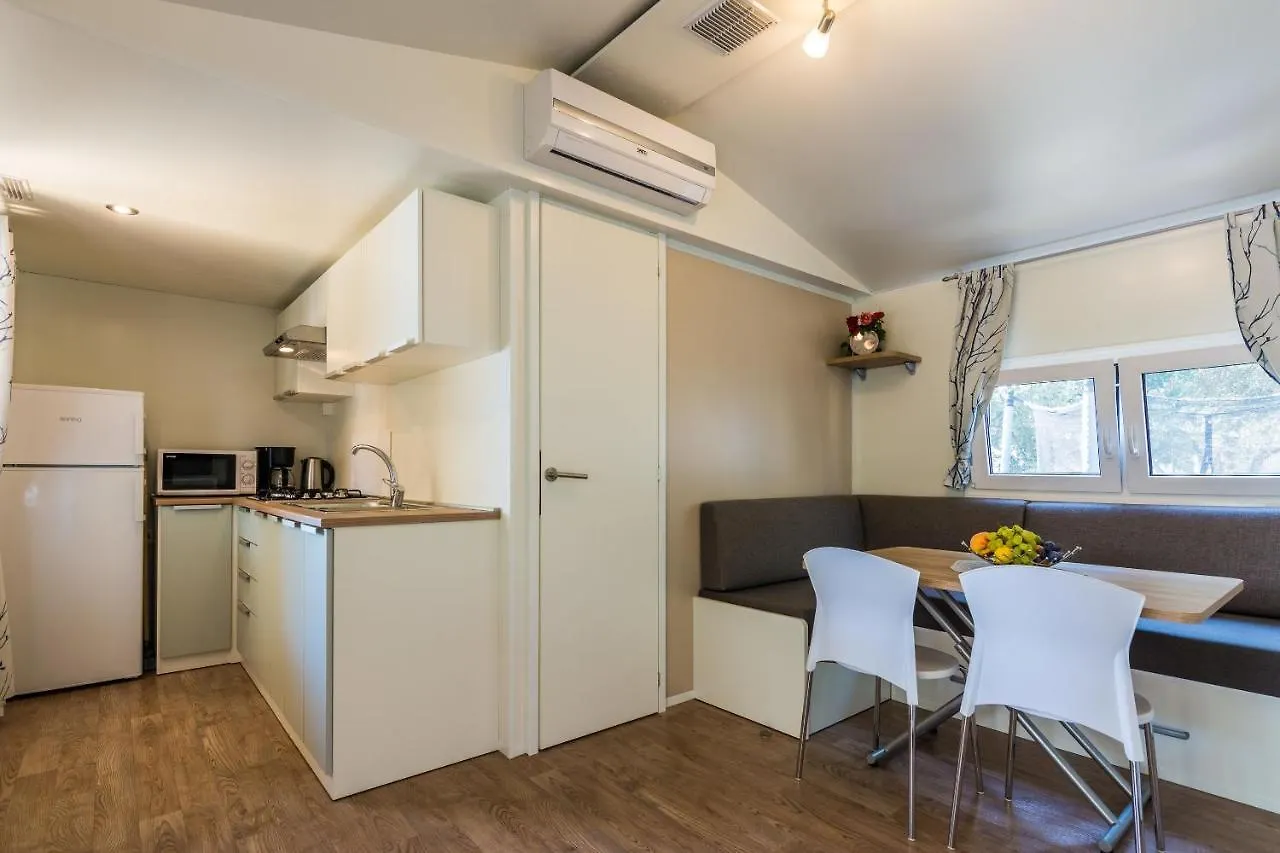 Mobile Home Pecten 02 Pakostane Holiday home
