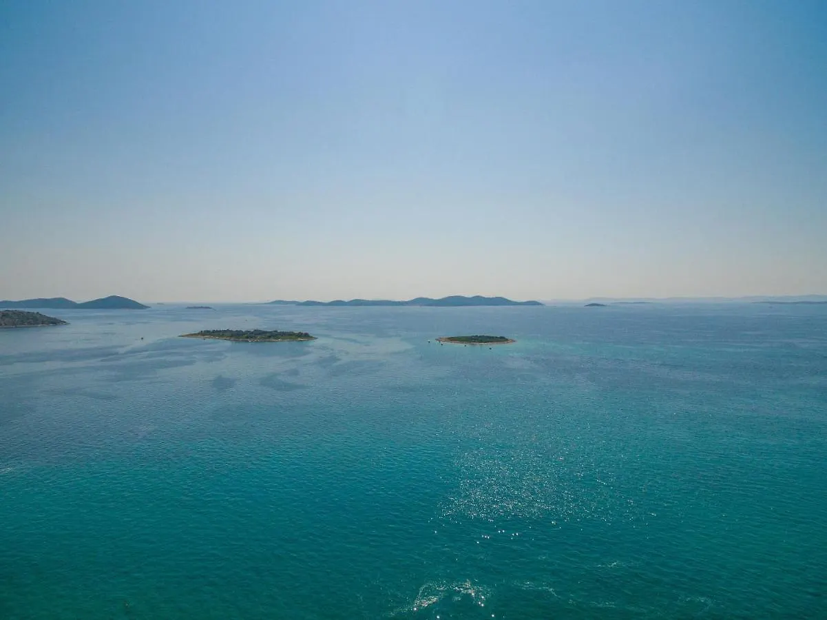 Mobile Home Pecten 02 Pakostane Croatia